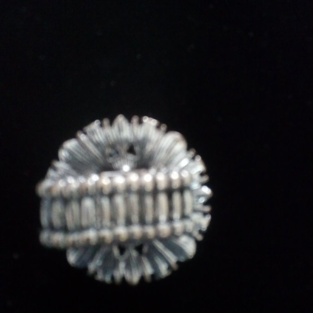 Ring - Picture 3 of 5